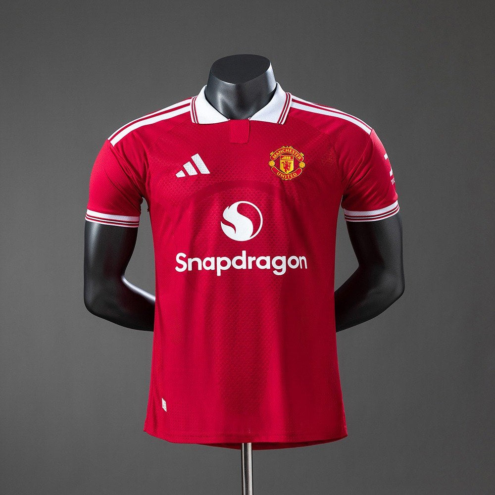 Manchester United Local 2026-2027