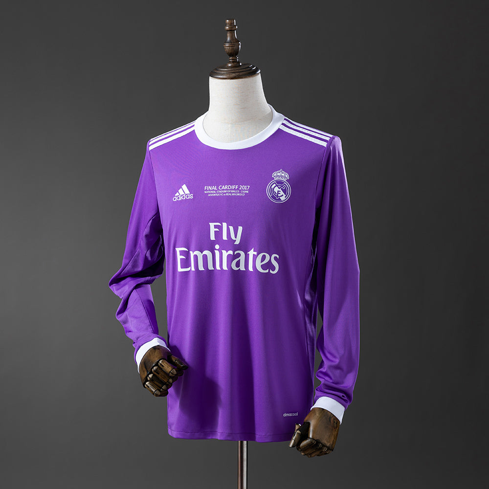 Real Madrid 2017 morada manga larga